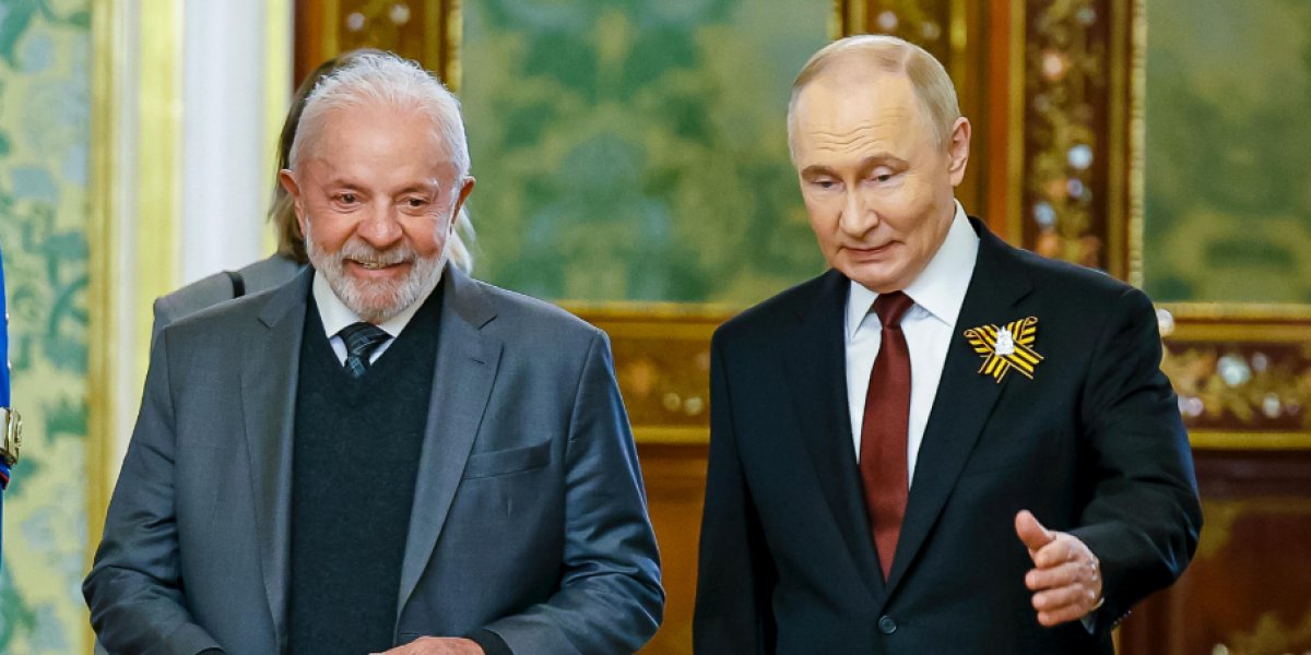 Lula, presidente do Brasil ao lado de Vladimir Putin, presidente da Rússia