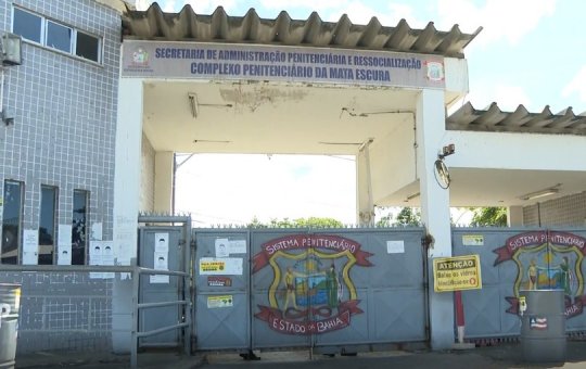 Homem foge de presídio de Salvador durante banho de sol neste último domingo (10)