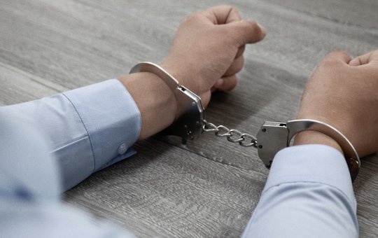 Procurador é preso por suspeita de abuso sexual contra a própria filha