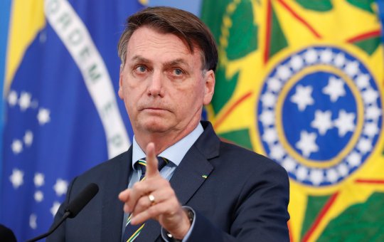 MP investiga Bolsonaro por divulgar fake news associando Lula ao regime de Bashar al-Assad