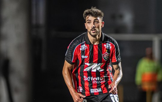 Reforço do Vitória passará por cirurgia e pode ficar fora do restante da temporada