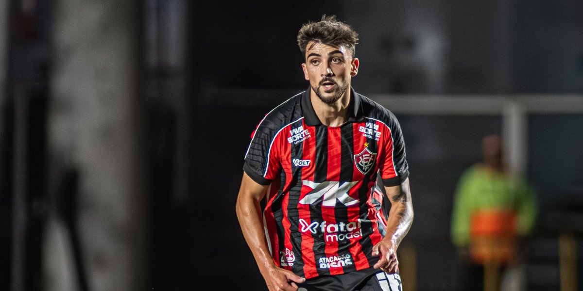 Volante português Ruben Ismael na sua estreia contra o Palmeiras