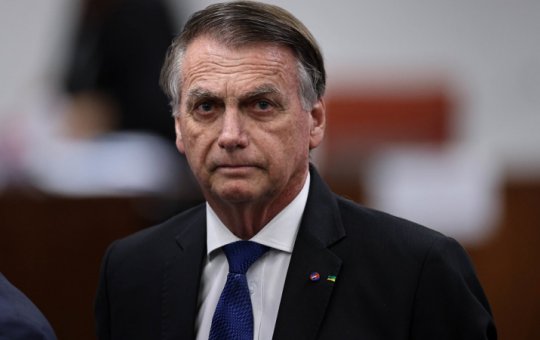 Bolsonaro diz ao STF que jamais tentou barrar a posse de Lula e que sempre apoiou a democracia