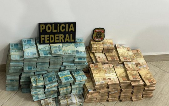 Prefeito de município paulista é afastado do cargo após operação policial