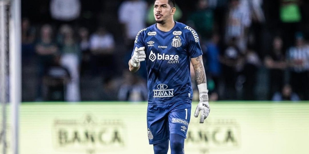 João Paulo em jogo pelo Santos