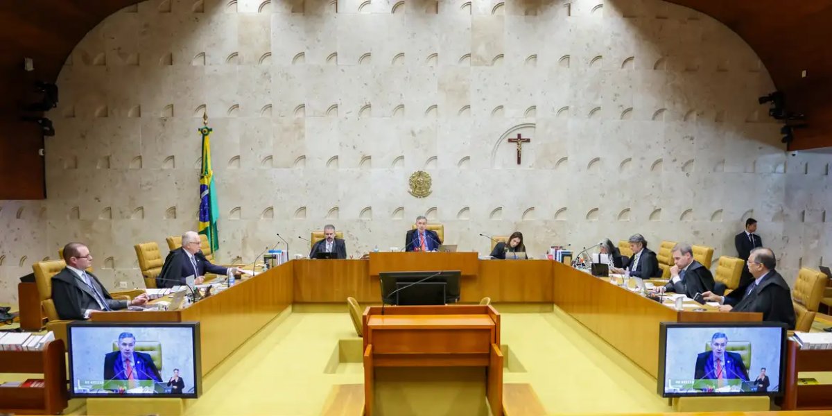 Ministros Barroso e Fux discutem durante sessão do STF
