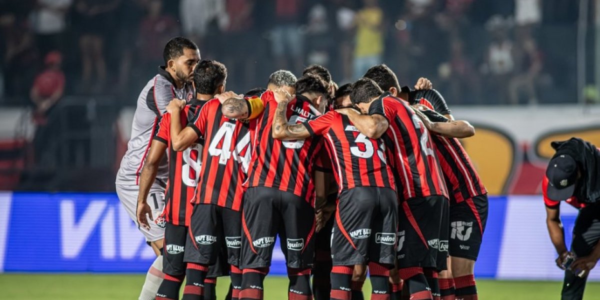 Vitória figura entre os cinco times com mais chances de rebaixamento