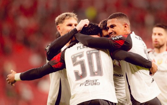 Flamengo fecha novo patrocínio e firma maior acordo da história do futebol brasileiro