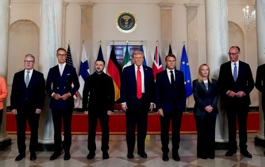 Após encontro com líderes europeus, Trump sinaliza reunião trilateral com Putin e Zelensky