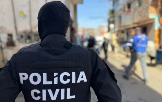 Homem é preso após exames de DNA confirmarem sua paternidade à bebês da própria filha
