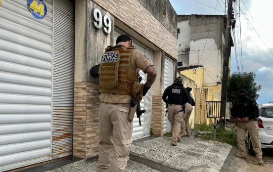 Operação investiga policiais militares suspeitos de duplo homicídio na Bahia