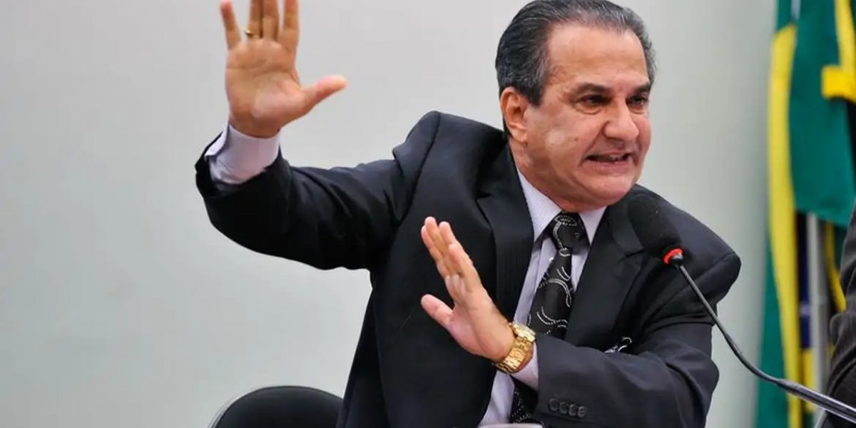 "Vai ter que me prender pra me calar", afirma Silas Malafaia após ser alvo de operação da PF