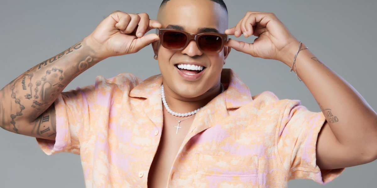 Renanzinho CBX lança novo single 'Deus Que Me Deu' com clipe gravado na Cidade Baixa