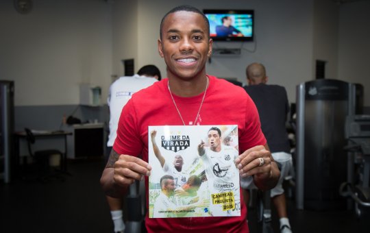 Ministro do STF vota pela soltura de Robinho, preso condenado por estupro na Itália