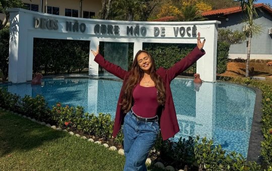 Influenciadora cristã é convidada para participar de reality de Carlinhos Maia e divide opiniões na web