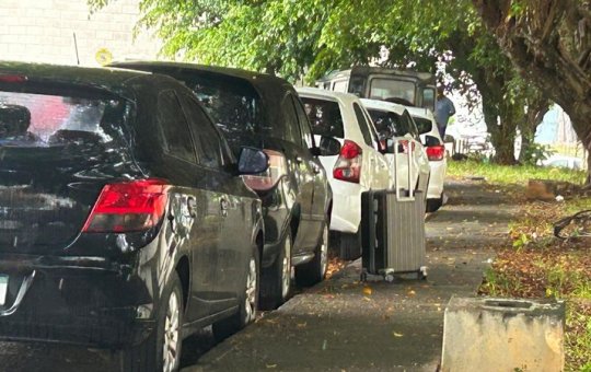 Suspeita de bomba dentro de mala assusta moradores em bairro nobre de Salvador
