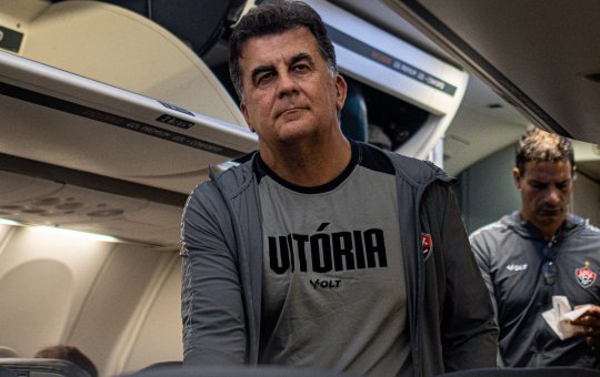 Em coletiva após o jogo, Fábio Mota lamenta vexame e relembra: 'Passamos por isso na Série B'