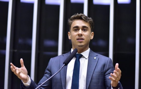 Nikolas Ferreira critica decisão da PGR de reforçar a segurança na casa de Jair Bolsonaro