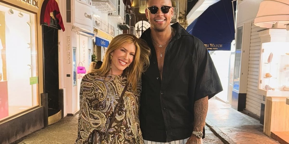 Lore Improta e Leo Santana em Capri
