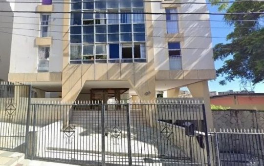 Zelador que colocou fogo em prédio no Rio Vermelho espancou moradora