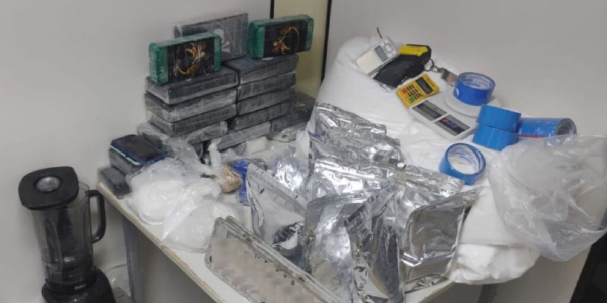 Polícia apreende mais de 120 kg de drogas em Feira de Santana