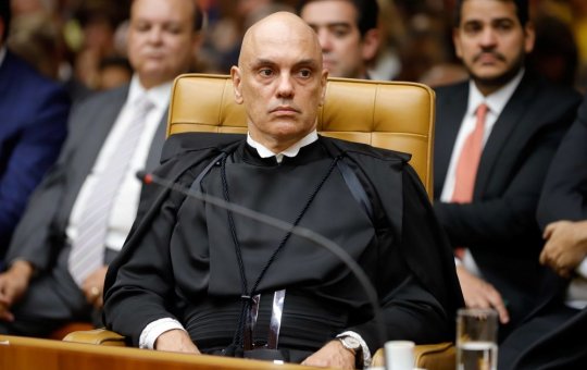 Alba realiza ato pela inclusão e deputado Rosemberg destaca união entre poderes e homenagem a Alexandre de Moraes