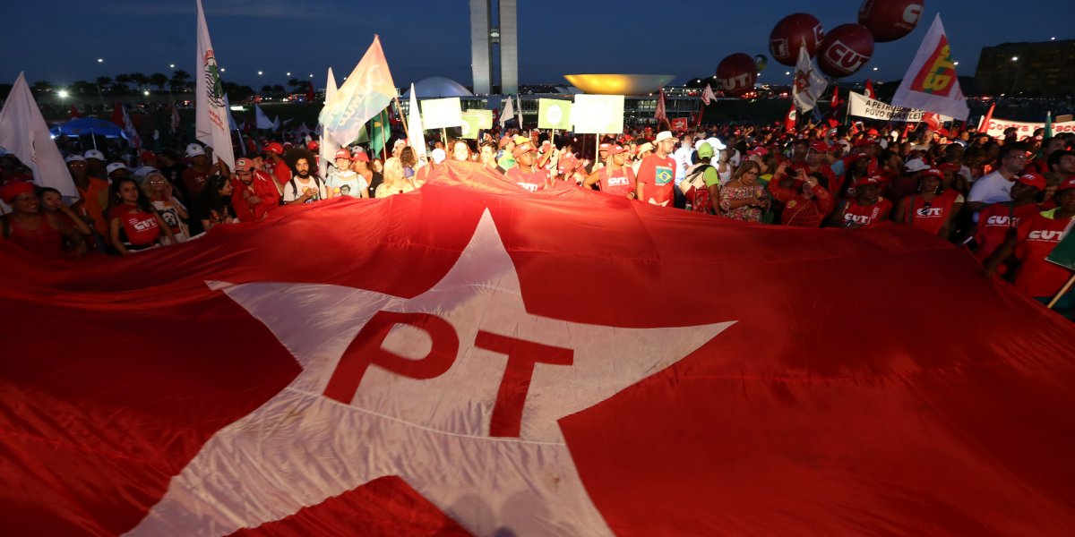 PT ironiza estado de saúde de Bolsonaro: “Uma doença bem seletiva”