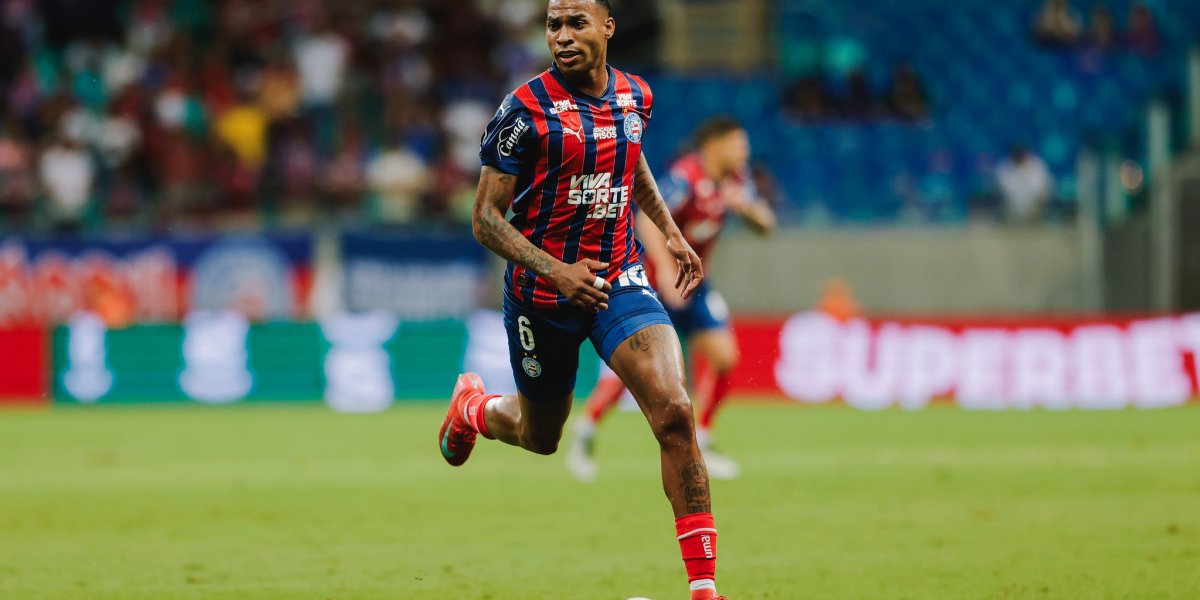 Jean Lucas em partida contra o Fluminense