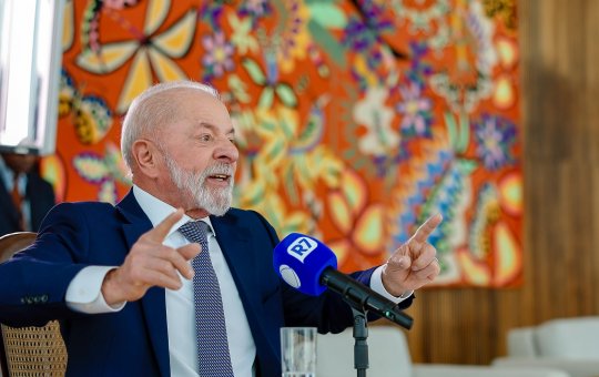 Lula critica deputado e relaciona fake news do Pix a defesa do crime organizado