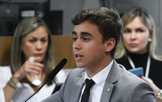 Nikolas  Ferreira promete ir a justiça contra Lula após ser associado ao crime organizado