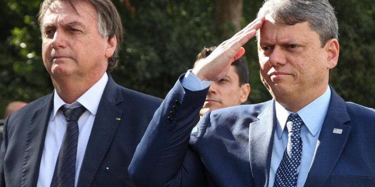 Tarcísio promete perdoar Bolsonaro caso seja presidente: “Na hora, primeiro ato”