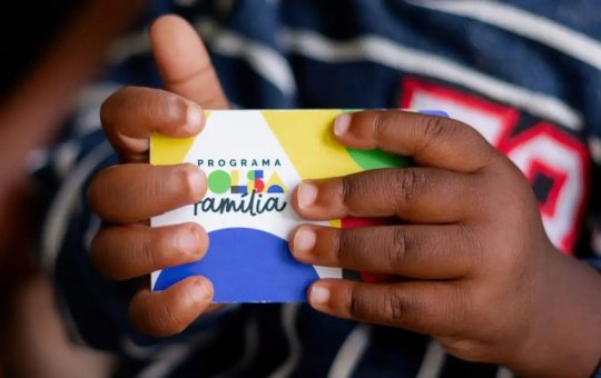 Orçamento 2026 prevê reajuste no salário mínimo, alta no Auxílio Gás e Bolsa Família congelado