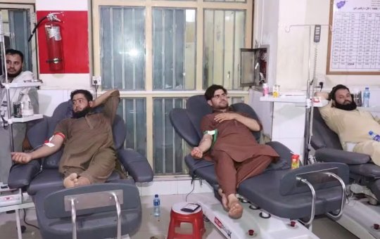 Terremoto de magnitude 6,0 atinge o Afeganistão, deixa mais de 800 mortos e milhares de feridos