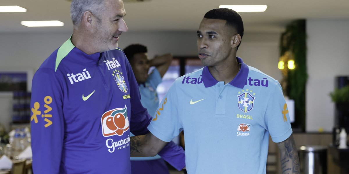 Jean Lucas na Granja Comary na seleção