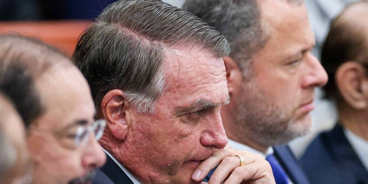 Julgamento de Bolsonaro é retomado com a defesa dos oito réus que compõem o 'núcleo 1'