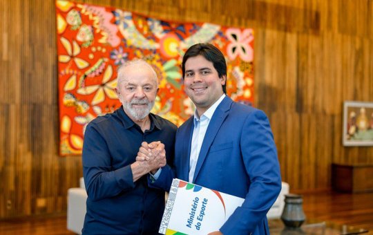 Ministro desobedece ordem do PP e afirma que vai continuar trabalhando no governo Lula