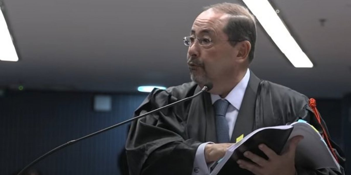 "Não há uma única prova", diz defesa de Bolsonaro em julgamento no STF