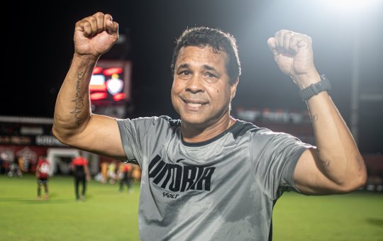 Novo técnico! Rodrigo Chagas é efetivado como treinador do Vitória