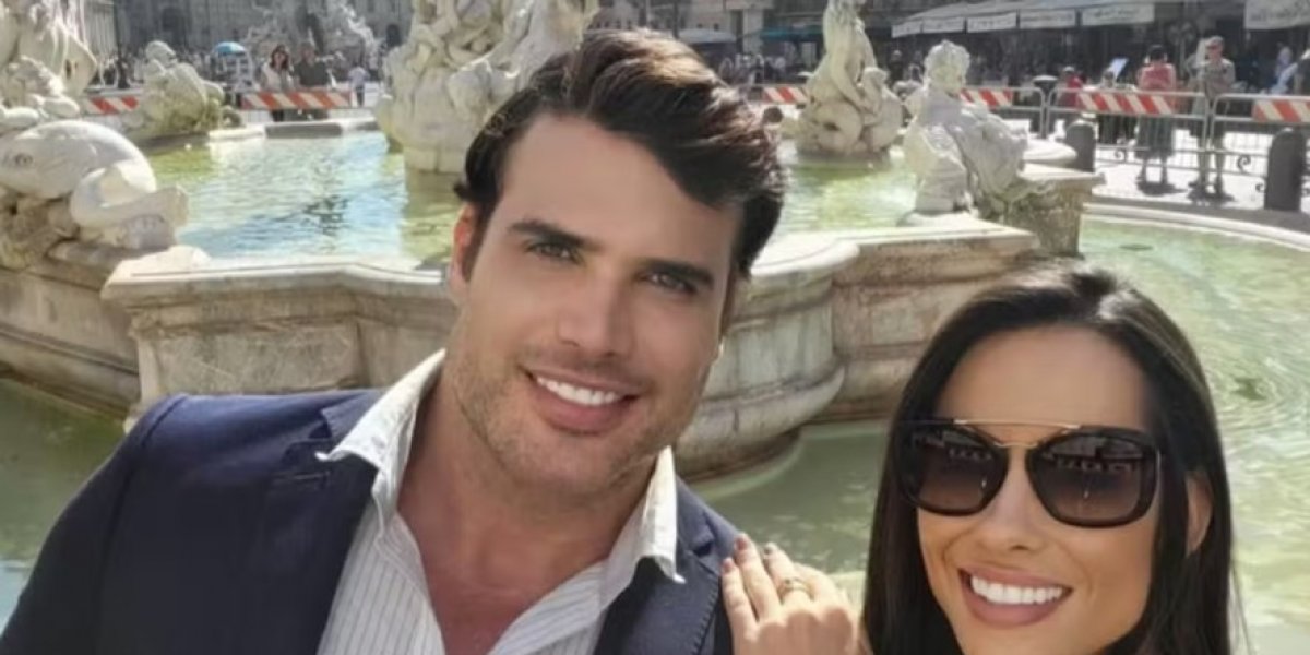 Renê da Silva Nogueira Júnior ao lado da sua esposa, a delegada Ana Paula Lamêgo