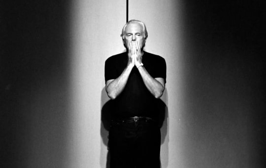 Giorgio Armani em um de seus desfiles