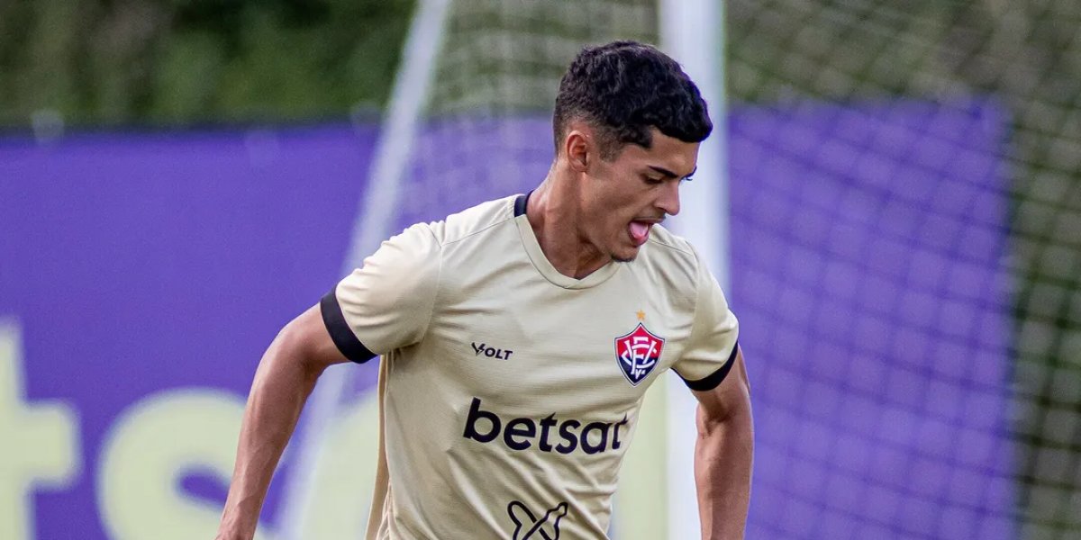 Luis Miguel em treino pelo Vitória