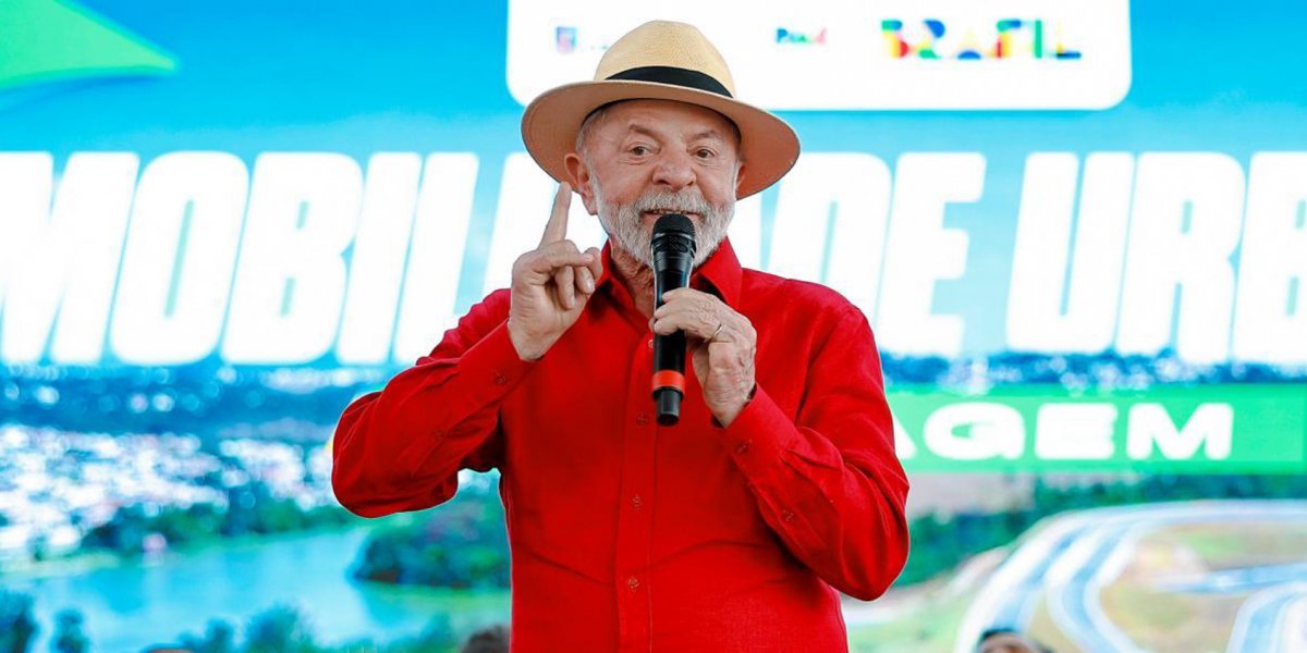 Lula afirma que Bolsonaro "se considera culpado" ao pedir anistia