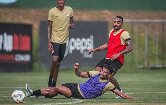 Vitória deve rescindir contrato com volante que estava emprestado