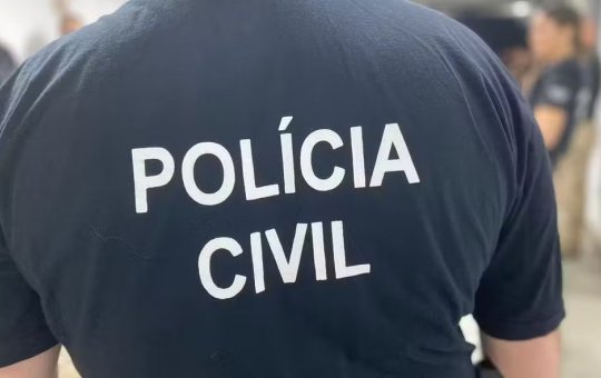 Mulher é presa suspeita de esfaquear e matar companheiro na RMS