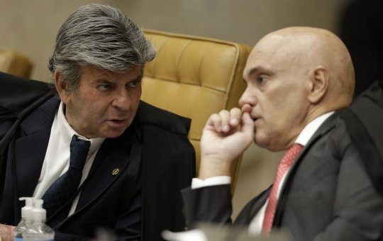 Fux e Moraes têm primeira divergência durante julgamento de Bolsonaro