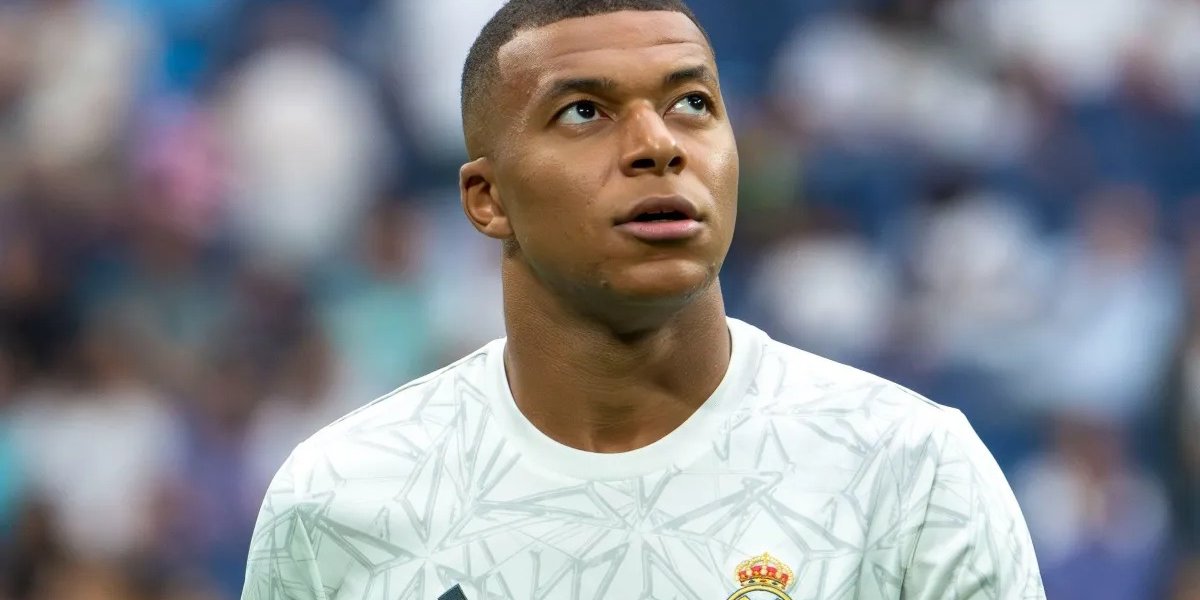 Torcedor é detido por atos racistas contra Mbappé durante jogo do Real Madrid