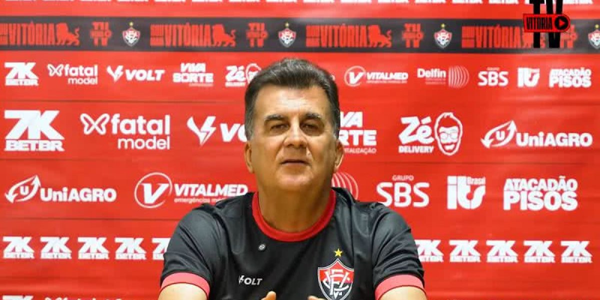 Fábio Mota em coletiva