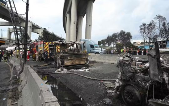 Explosão de caminhão de gás deixa quatro mortos e dezenas de feridos na Cidade do México