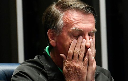 Globo interrompe programação para anunciar condenação de Jair Bolsonaro