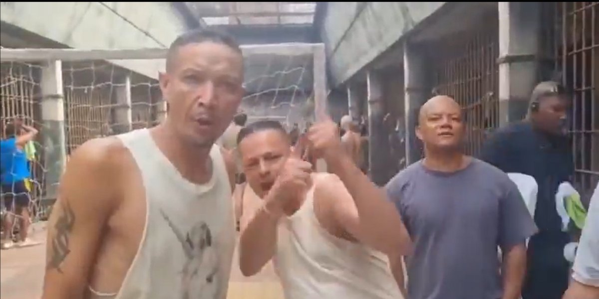 Presidiários chamam o ex-presidente para a prisão